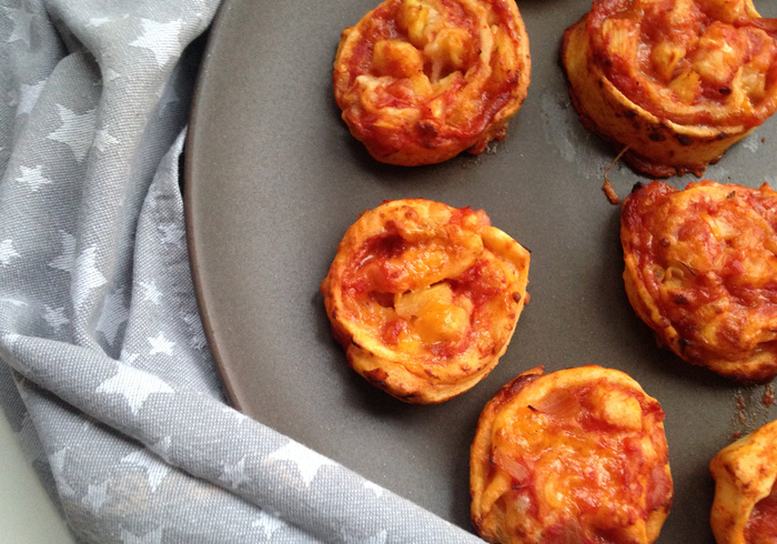 Hawaiian pizza pops home