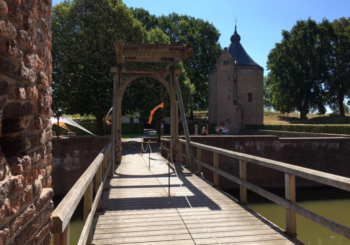 Slot loevestein 08