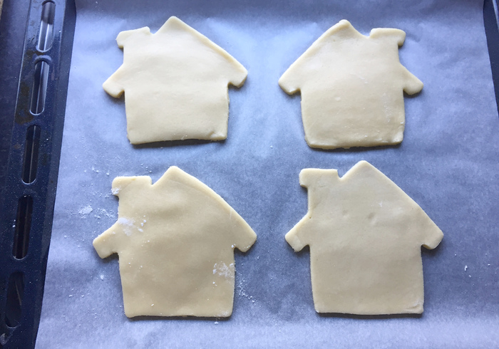 Haunted house biscuits 03