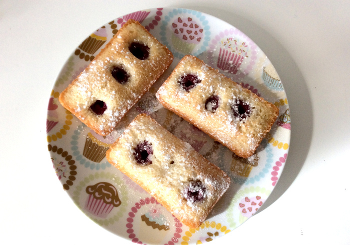 Raspberry financiers