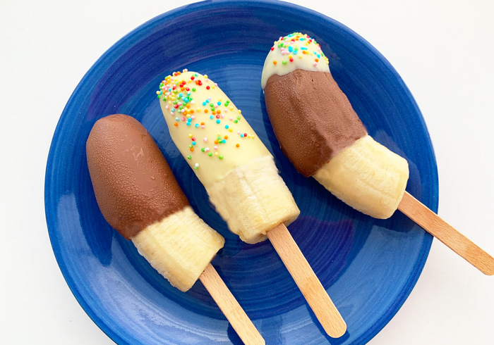 Frozen banana pops