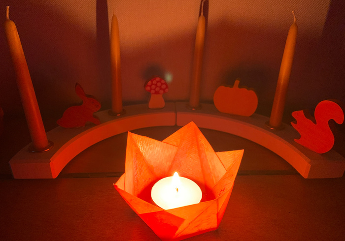 Fold an candle holder