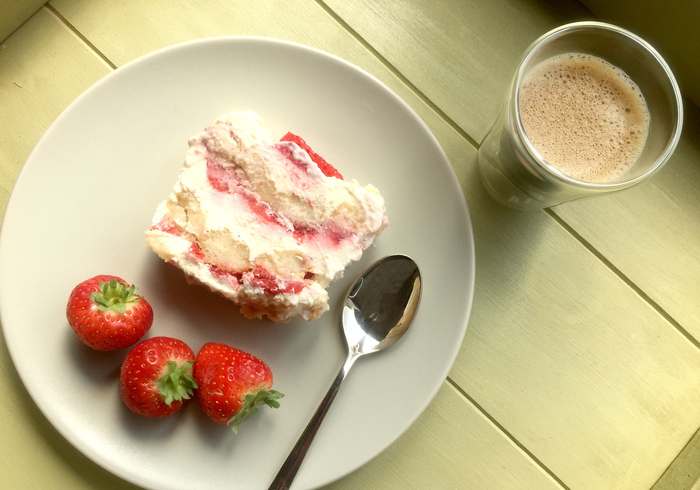 Aardbeien & slagroom Semifreddo