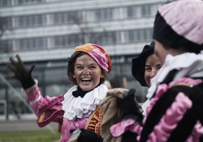 Vandaag komt Sinterklaas aan