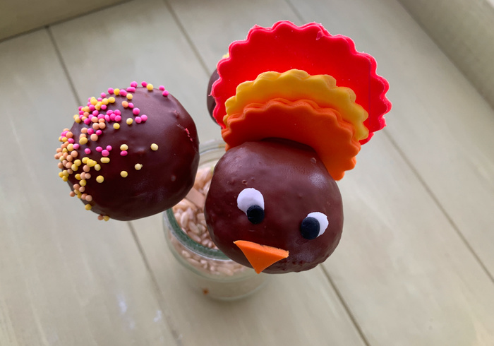 Zo maak je kalkoen cake pops l