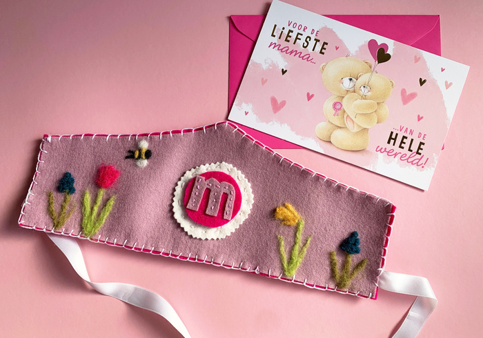 A  Crown for Mother's Day