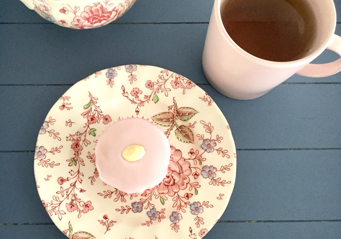 Bakewell cupcakes