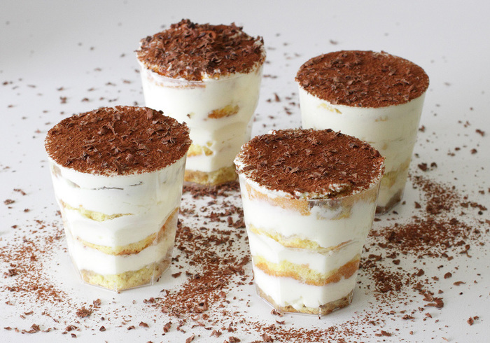 Madelief maakt tiramisu