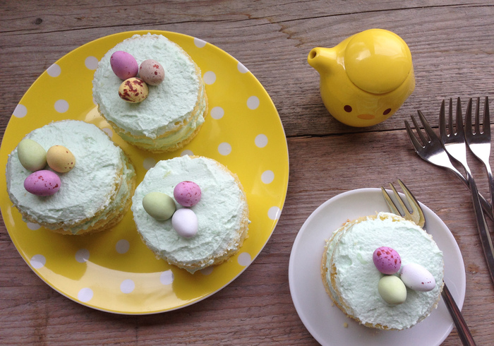 These cute Easter cakes
