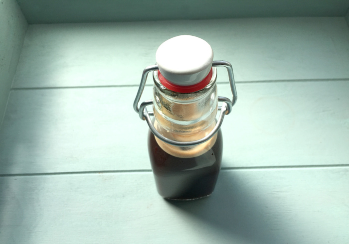 Homemade mokka-extract