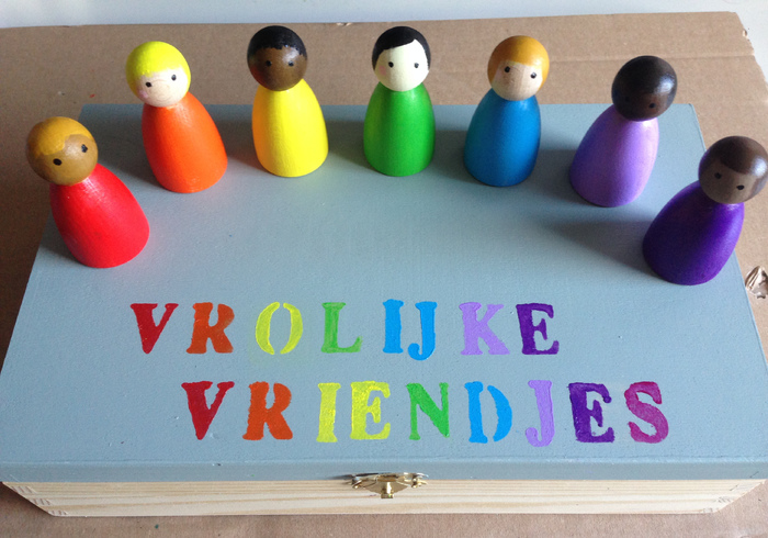 Zeven vrolijke regenboogvriendjes
