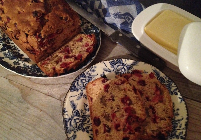 Cranberry/walnut bread